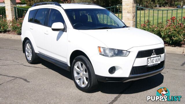 2012 MITSUBISHI OUTLANDER ZH  WAGON