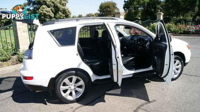 2012 MITSUBISHI OUTLANDER ZH  WAGON