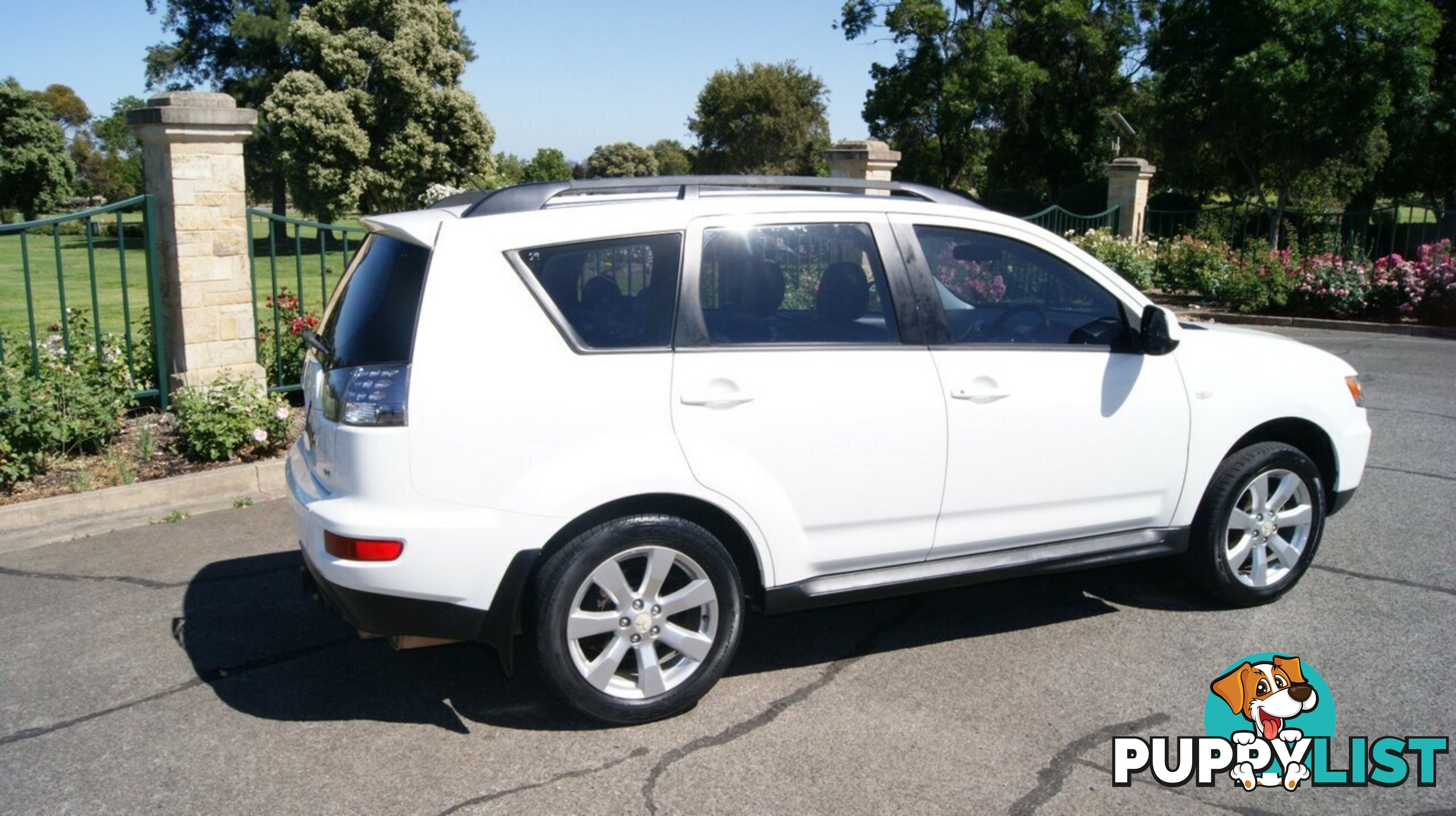 2012 MITSUBISHI OUTLANDER ZH  WAGON