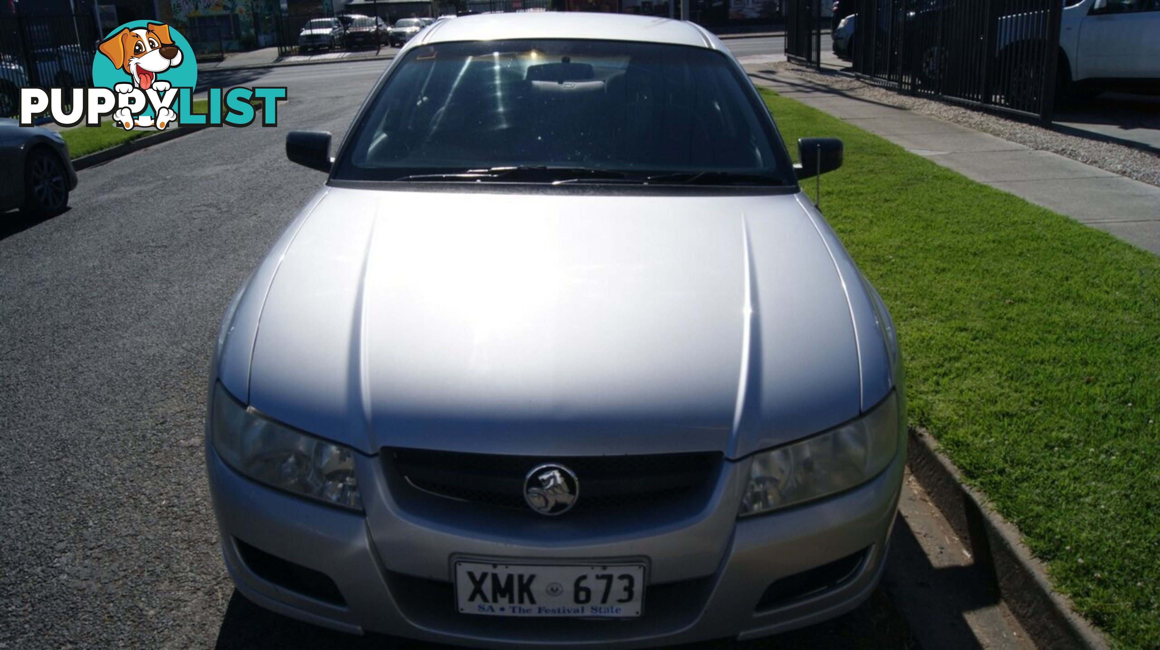 2005 HOLDEN COMMODORE VZ  SEDAN