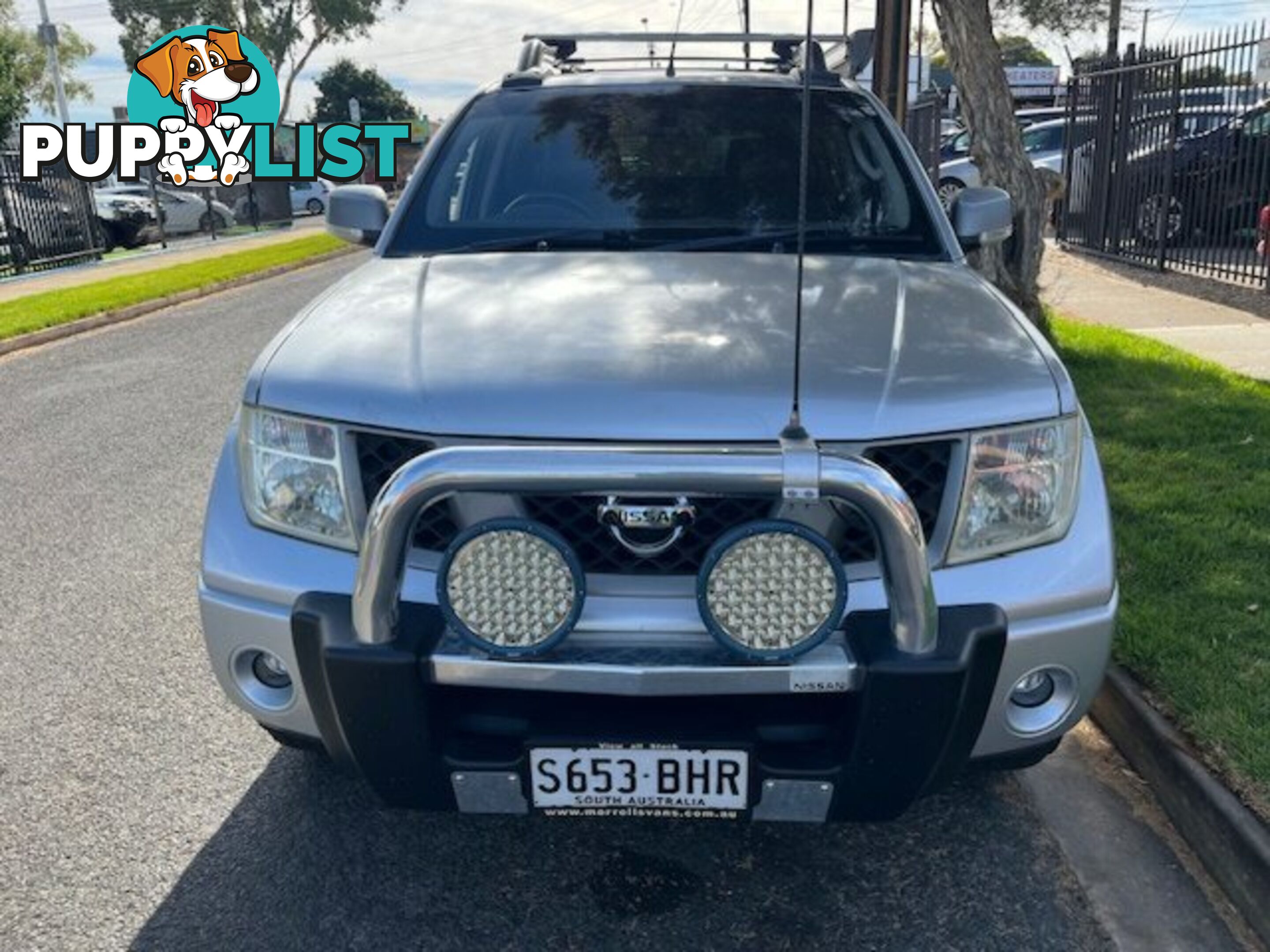 2009 NISSAN NAVARA D40  DUAL CAB PICK-UP