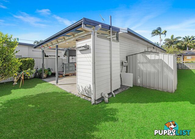 11 Walker Street CRESCENT HEAD NSW 2440