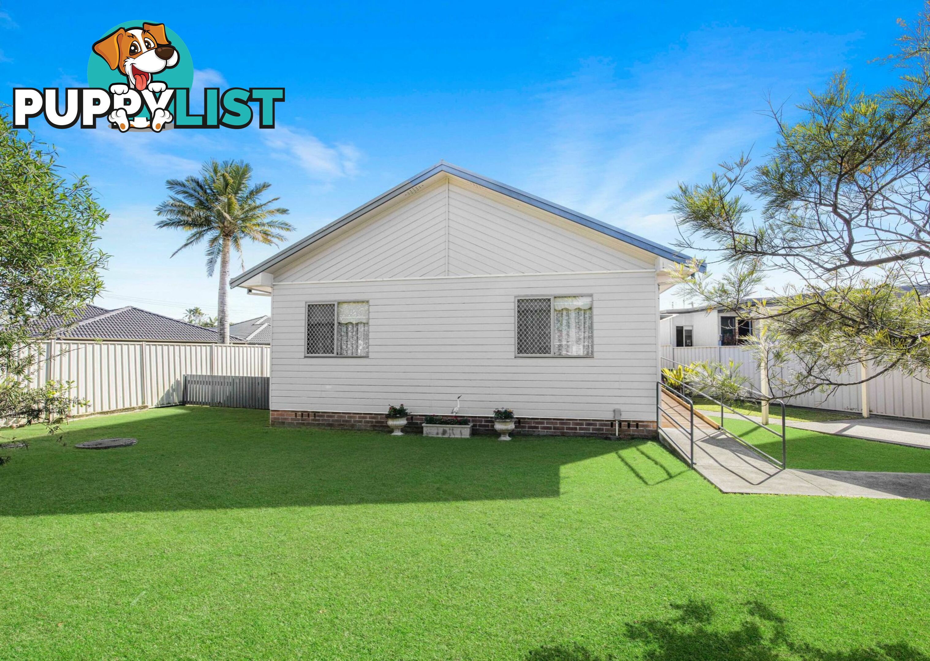 11 Walker Street CRESCENT HEAD NSW 2440