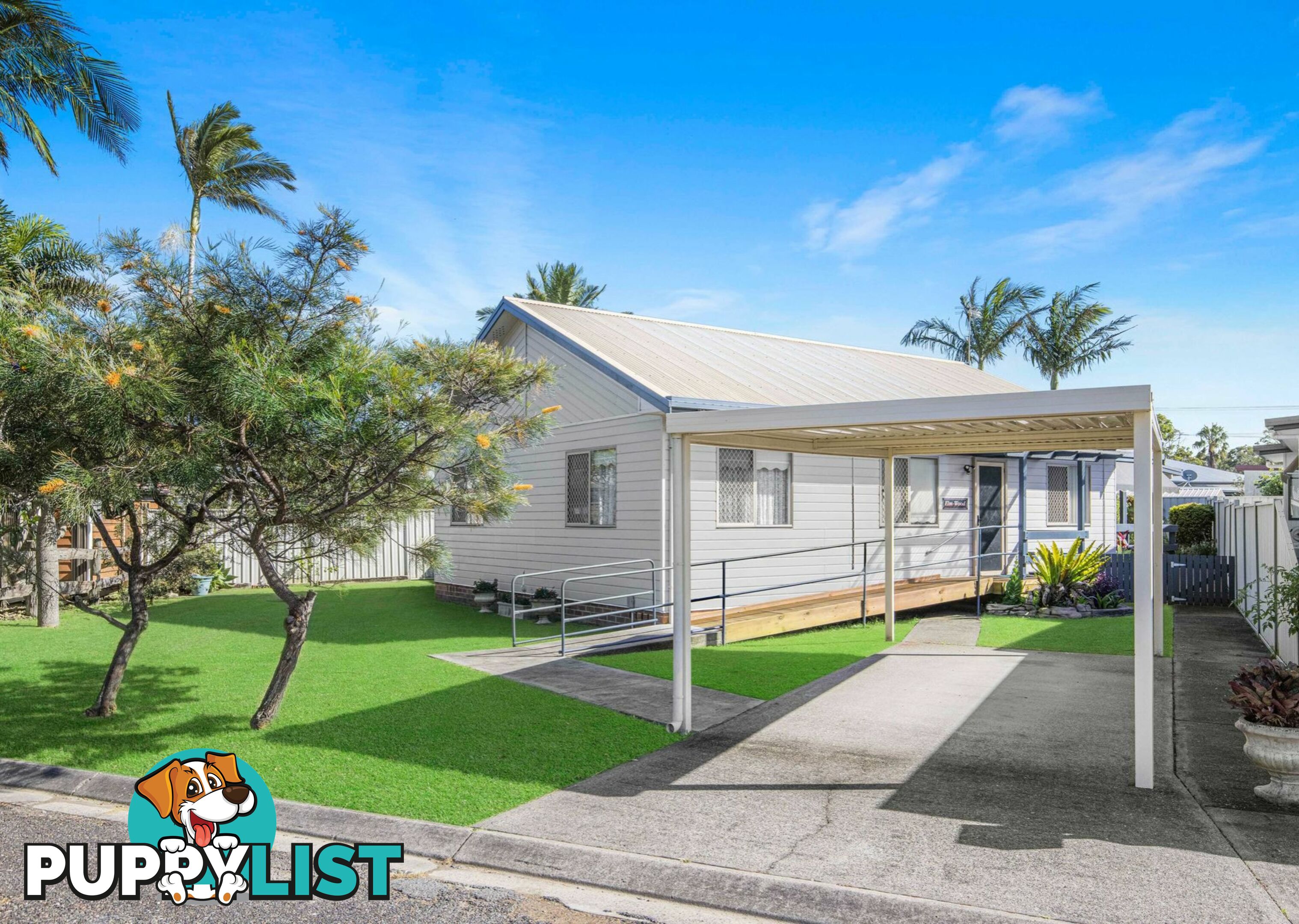 11 Walker Street CRESCENT HEAD NSW 2440