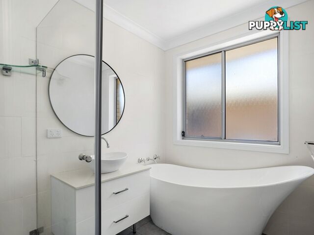 4 Waterside Grove WARRIEWOOD NSW 2102