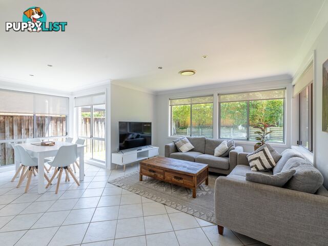 4 Waterside Grove WARRIEWOOD NSW 2102