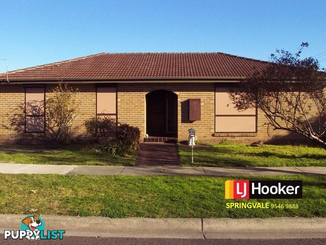 2 Malcolm Crescent KEYSBOROUGH VIC 3173