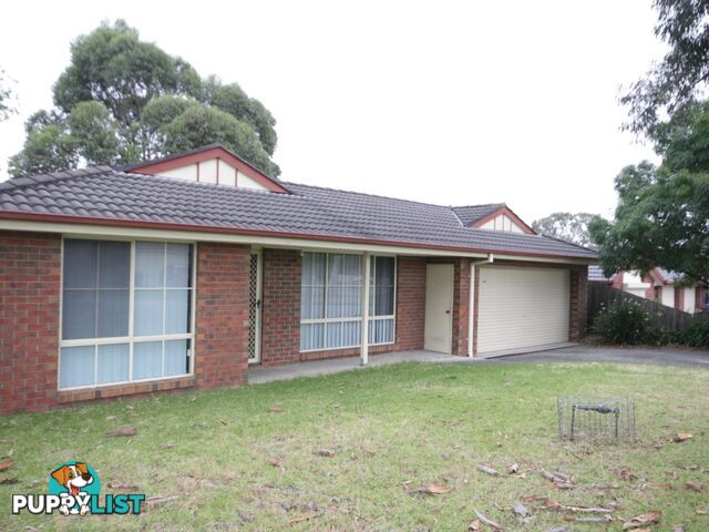 39 Hutchinson Dr LYNBROOK VIC 3975