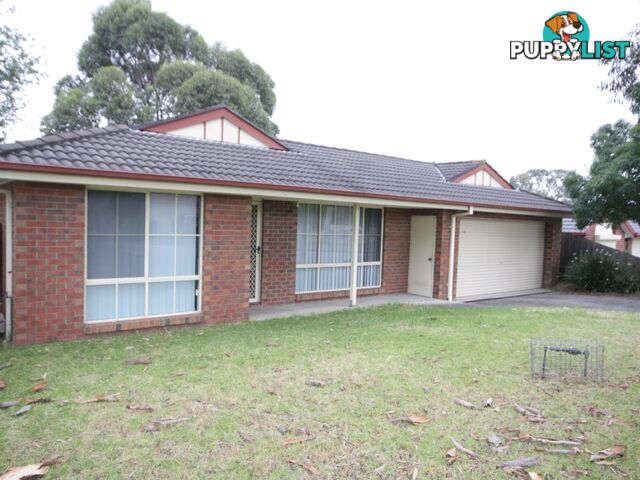 39 Hutchinson Dr LYNBROOK VIC 3975