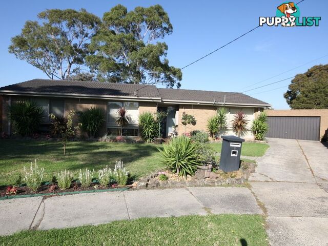 1 NAIRN COURT KEYSBOROUGH VIC 3173