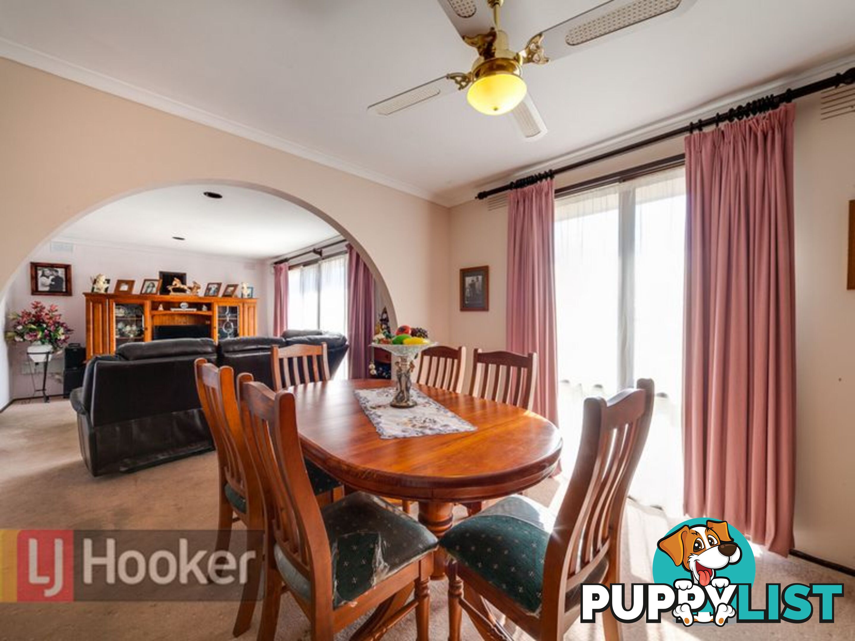 10 LOXWOOD AVE KEYSBOROUGH VIC 3173