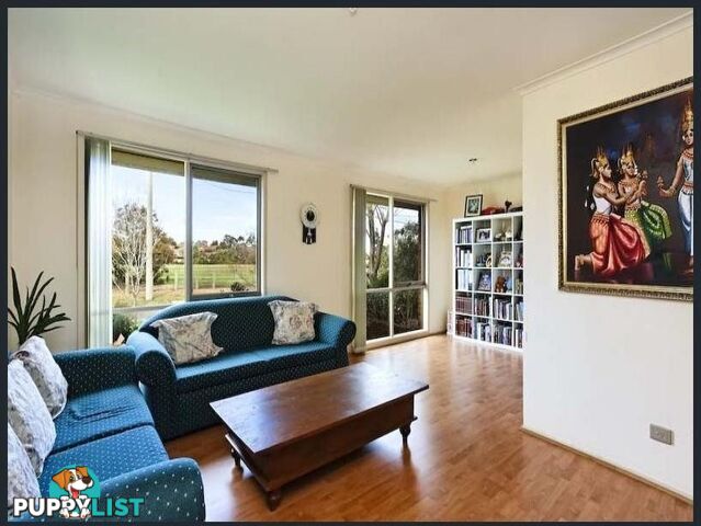 20 ELLINDALE CLOSE HAMPTON PARK VIC 3976