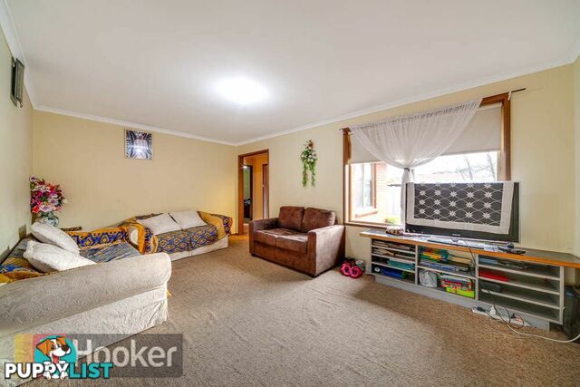 3/4 ROYAL AVENUE SPRINGVALE VIC 3171