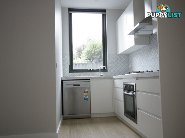 2/36 ROYAL AVE SPRINGVALE VIC 3171