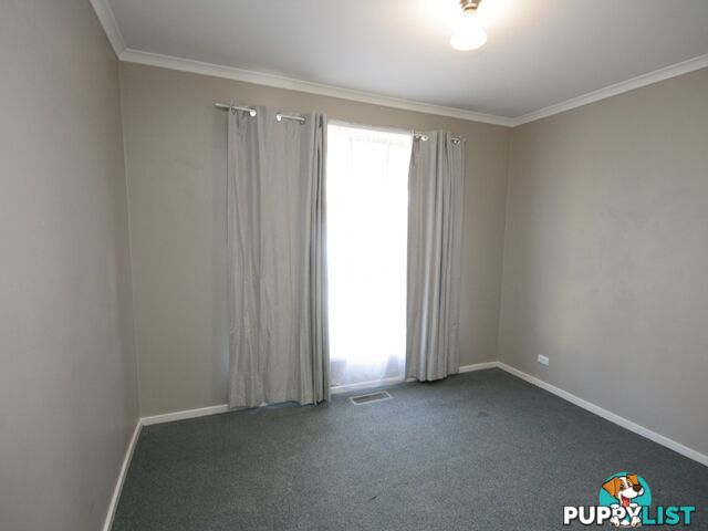 13 Ivan Crescent HAMPTON PARK VIC 3976