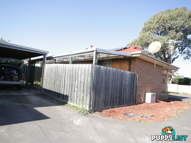 13 Ivan Crescent HAMPTON PARK VIC 3976
