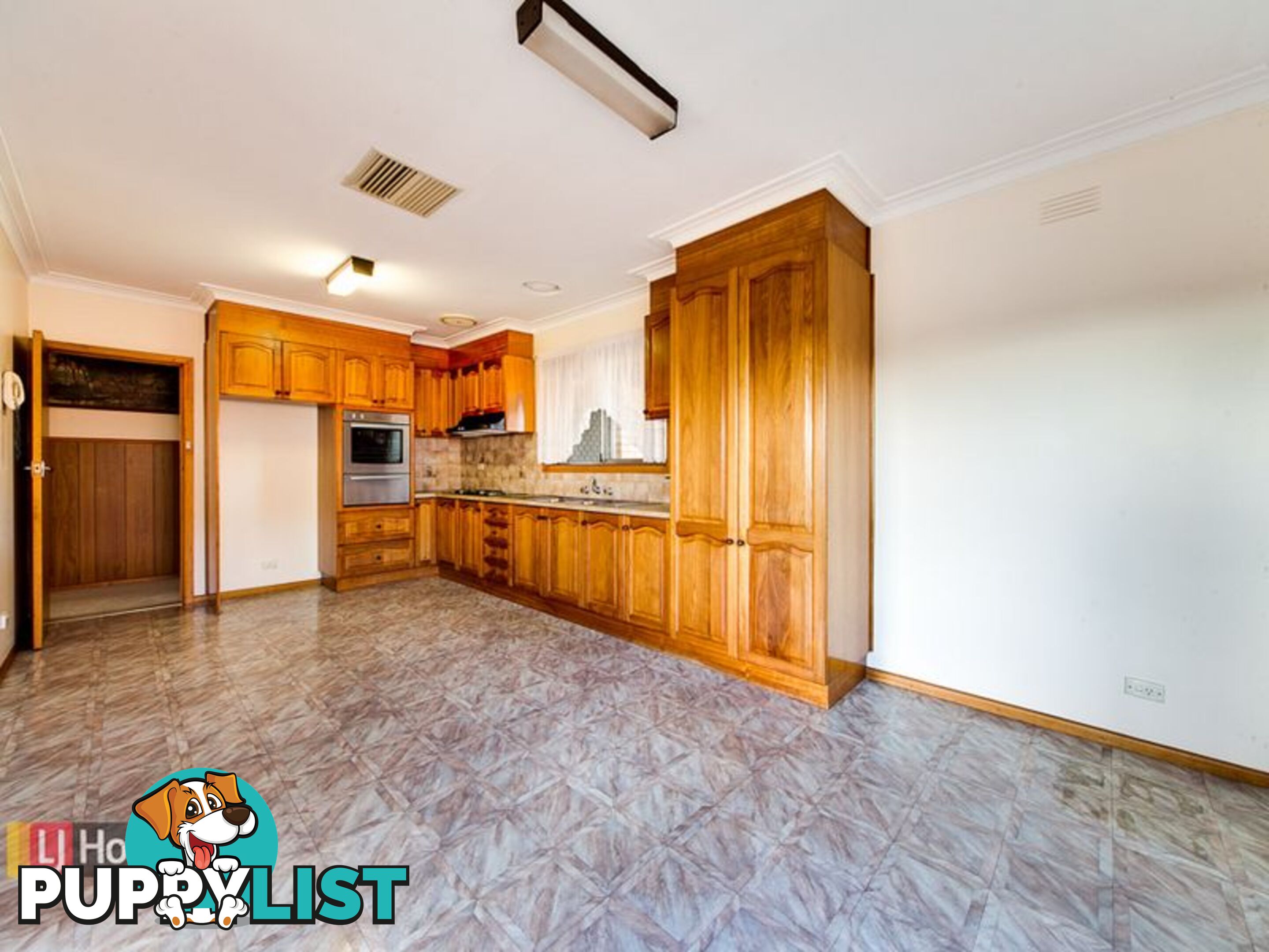 34 Hillcrest grove SPRINGVALE VIC 3171