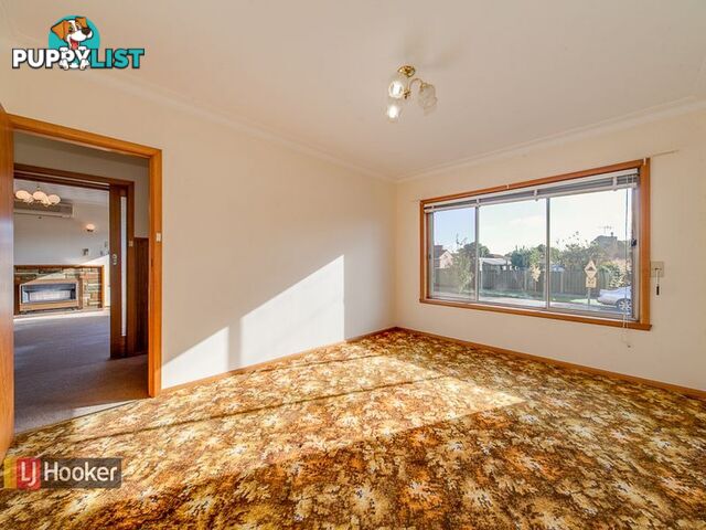 34 Hillcrest grove SPRINGVALE VIC 3171