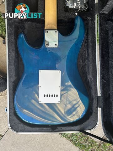 "Tanglewood" Discovery Series electric guitar with hard case