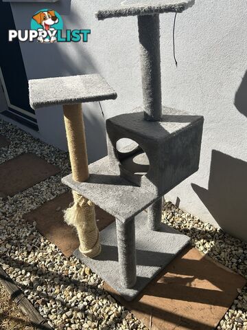 Cat tower