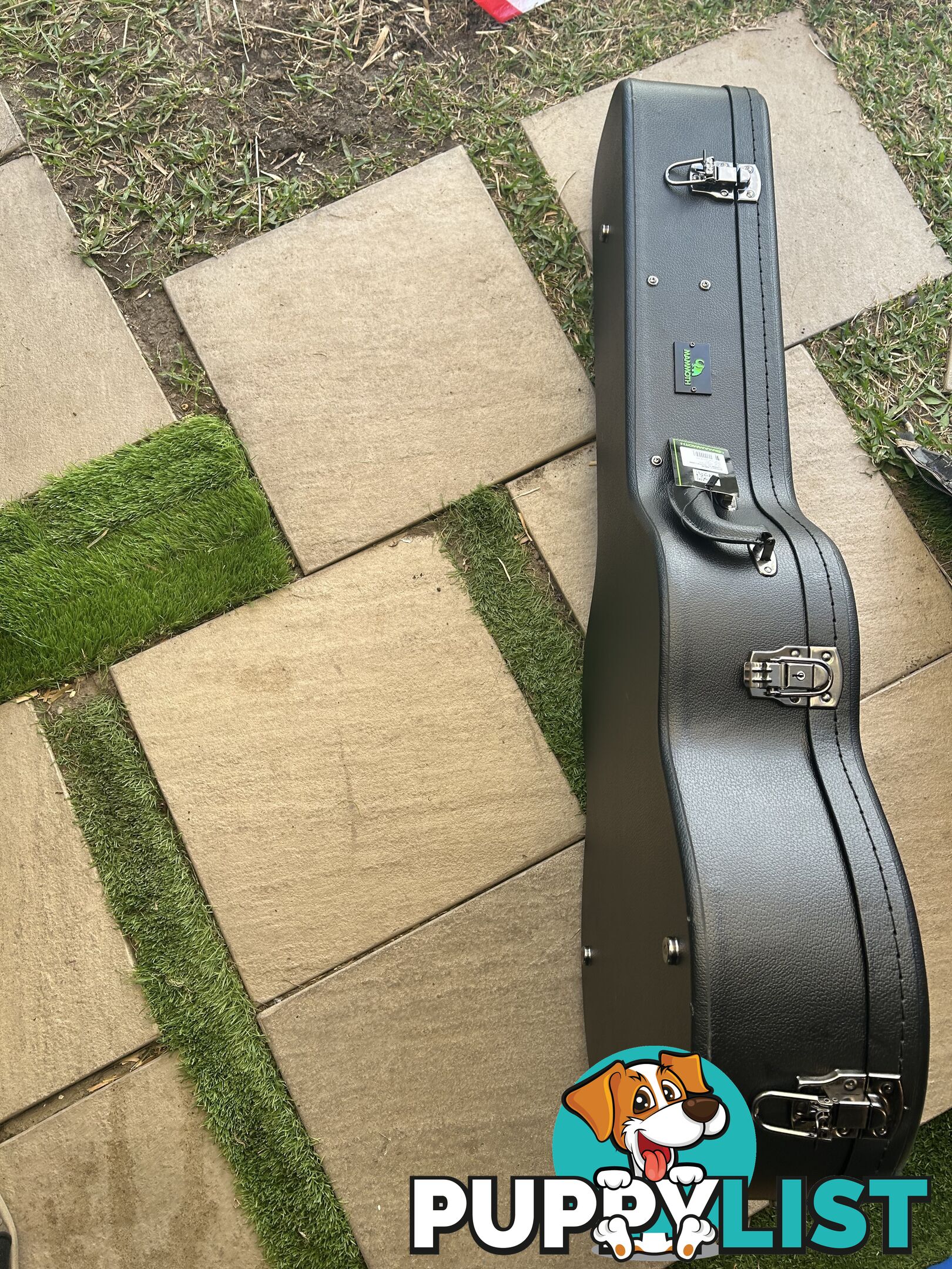 Lovely “Mammoth Woodyc” Classical hard guitar case