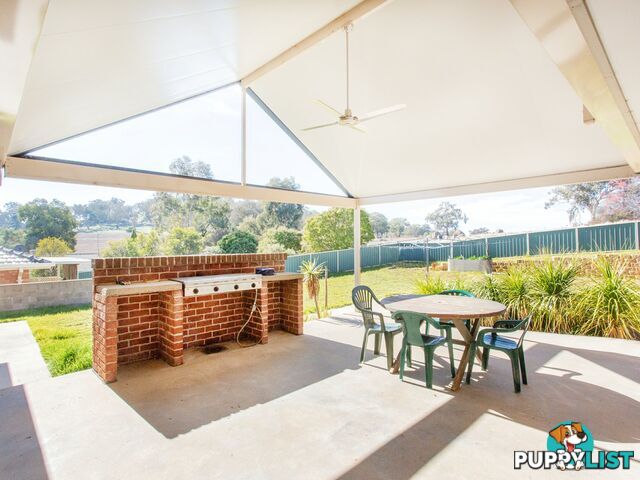 5 London Drive COWRA NSW 2794