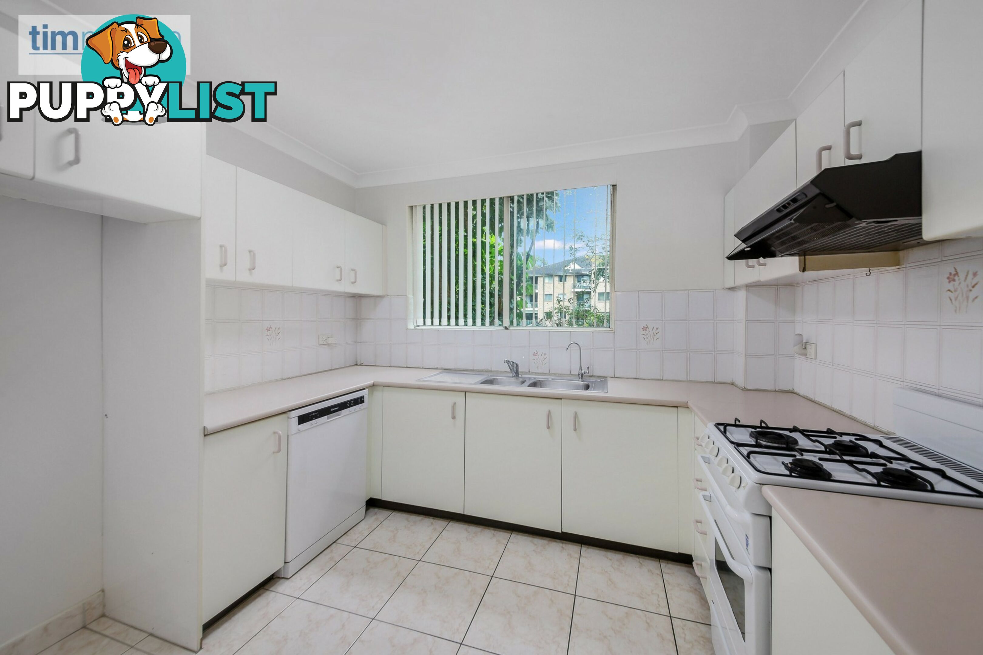 Unit 2 7 Mead Dr Chipping Norton NSW 2170