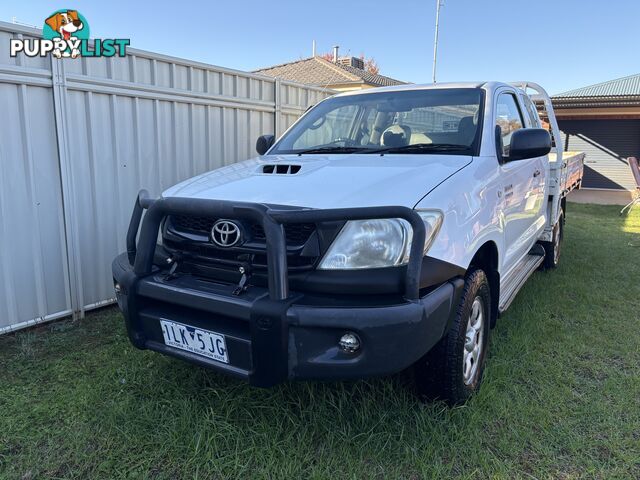 2010 Toyota Hilux SR 4x4 Ute Manual