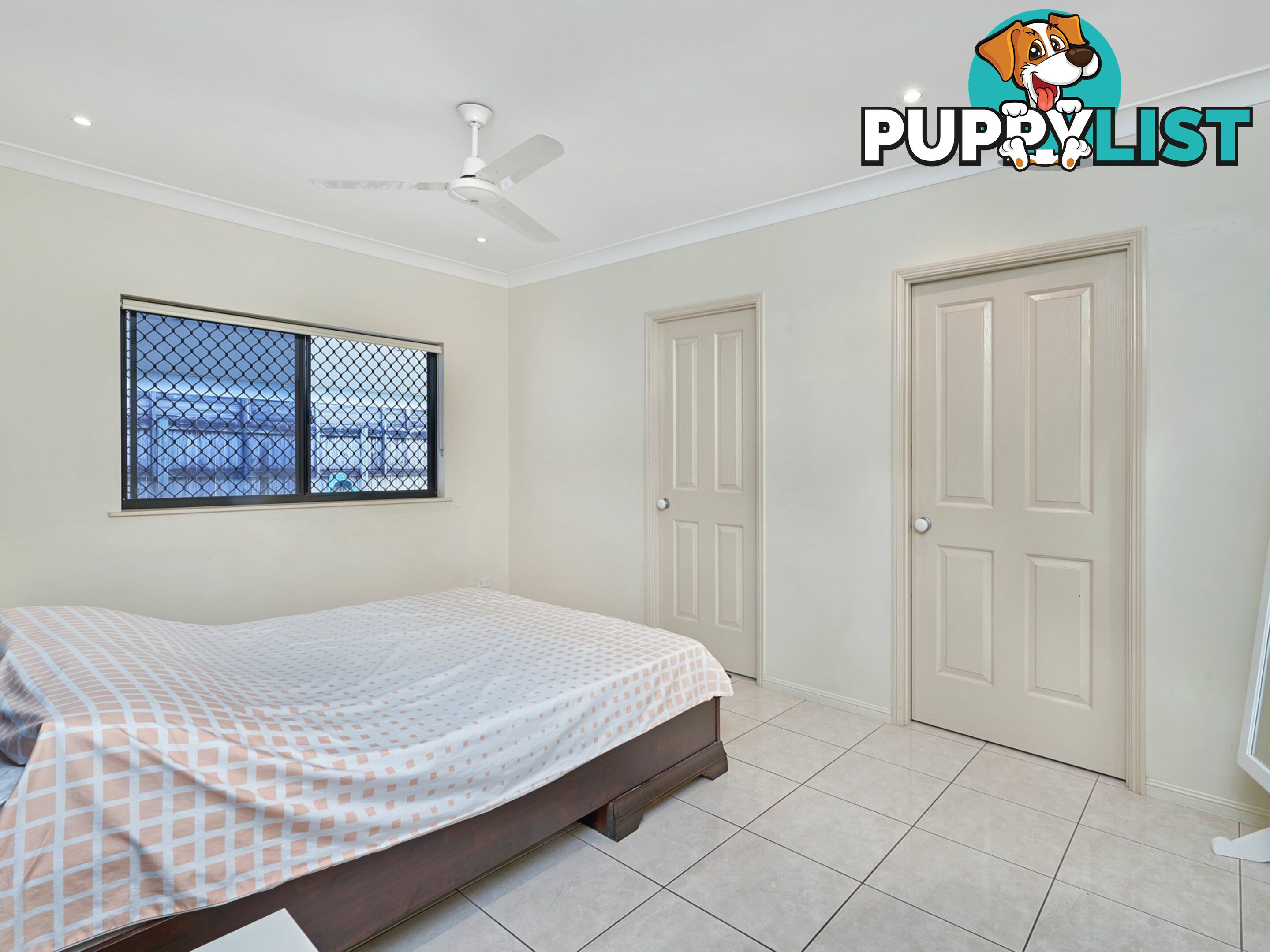 12 Norfolk Close HOLLOWAYS BEACH QLD 4878