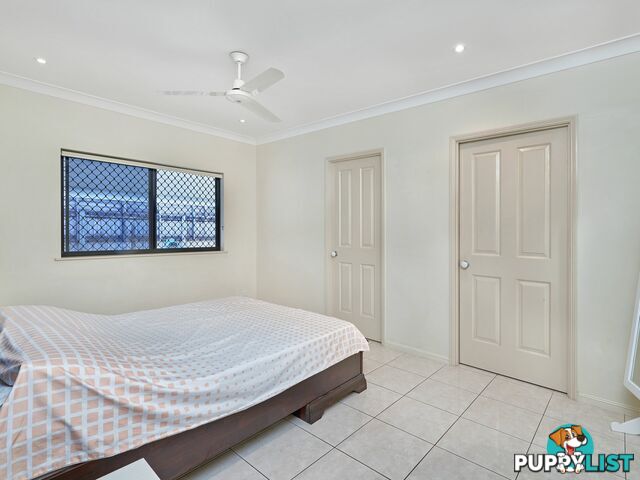 12 Norfolk Close HOLLOWAYS BEACH QLD 4878