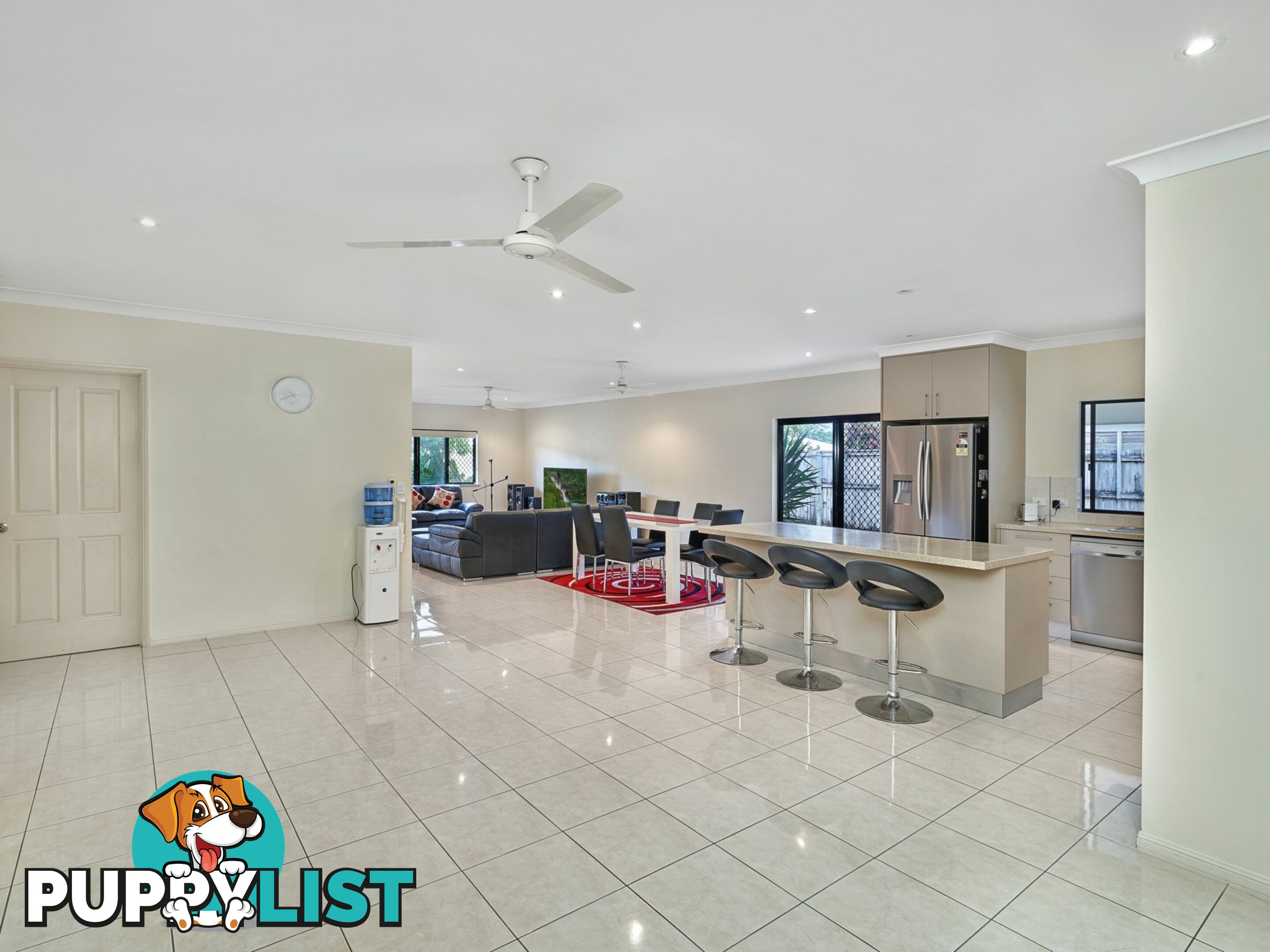 12 Norfolk Close HOLLOWAYS BEACH QLD 4878