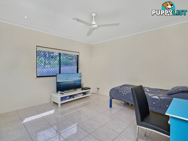 12 Norfolk Close HOLLOWAYS BEACH QLD 4878