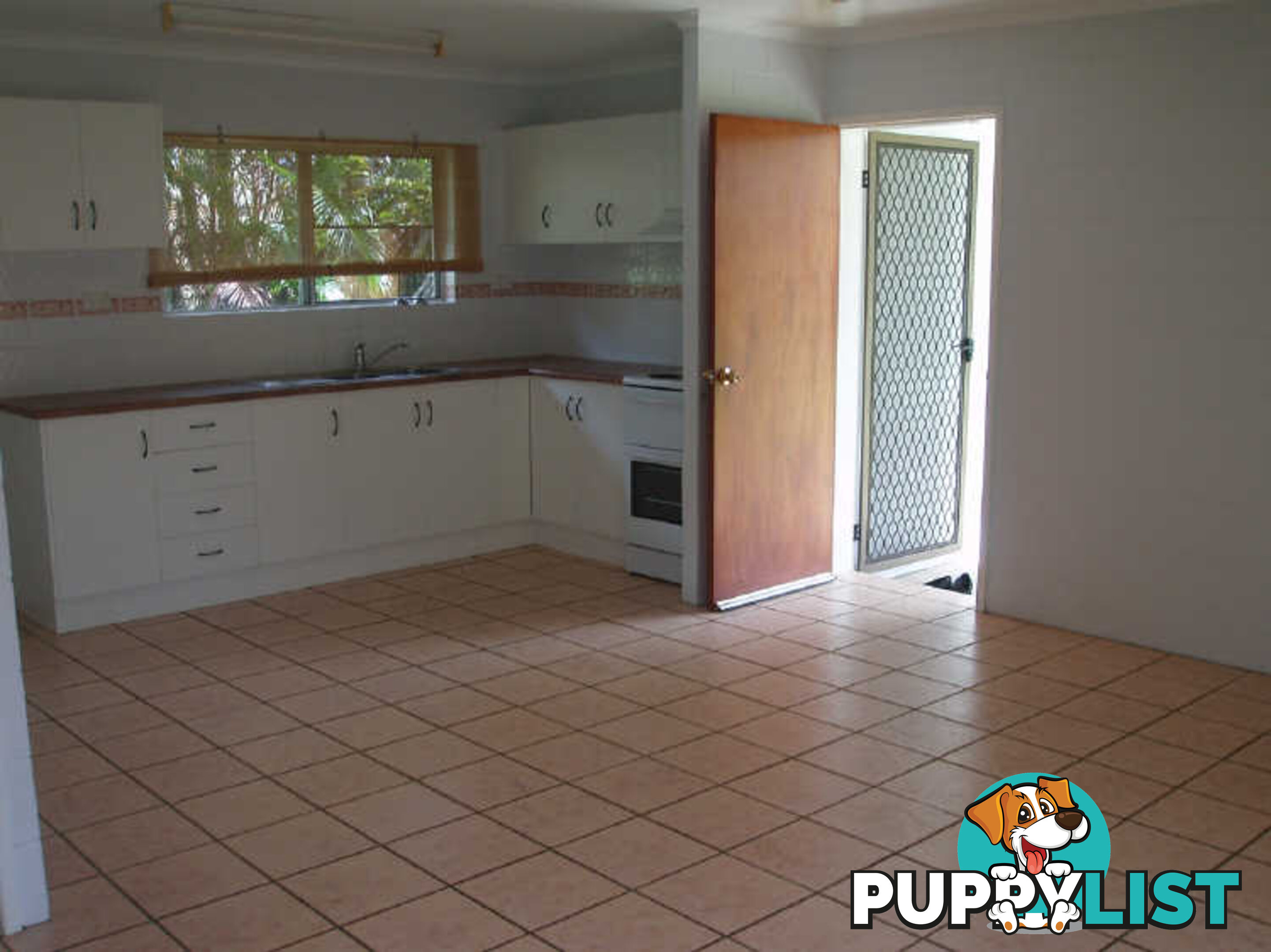 2 Golf Street YORKEYS KNOB QLD 4878