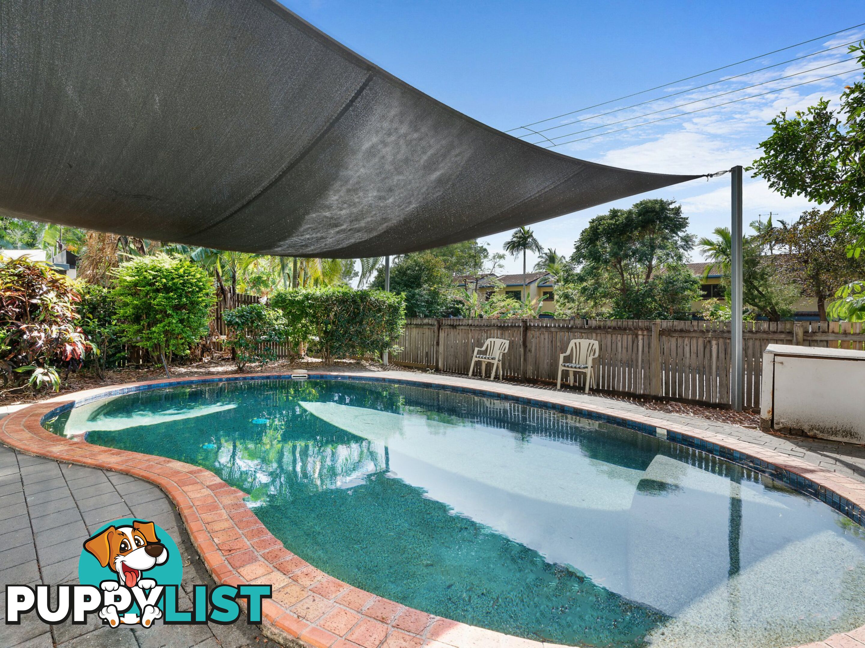 2/21 Bouganvillea Street HOLLOWAYS BEACH QLD 4878