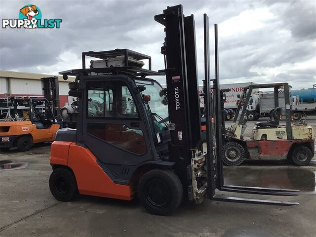 Toyota 8FG35N Counterbalance Forklift