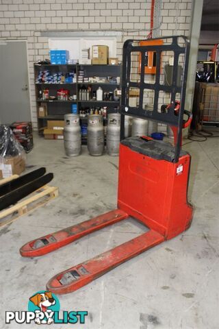 2020 Linde T16 Pedestrian Pallet Mover