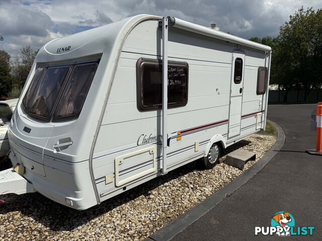 LUNAR CLUBMAN 470 ENSUITE VAN