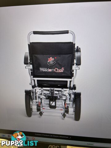 Premium electric mobility wheelchair