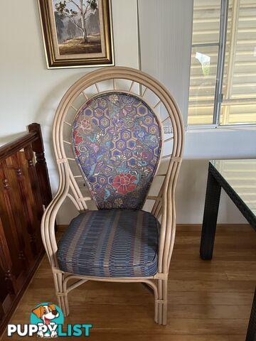 Dining Table and 6 chairs