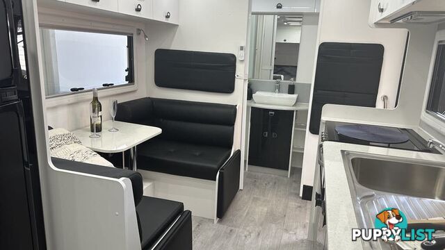 2023 New Age MANTA RAY - PRICE GREATLY REDUCED!