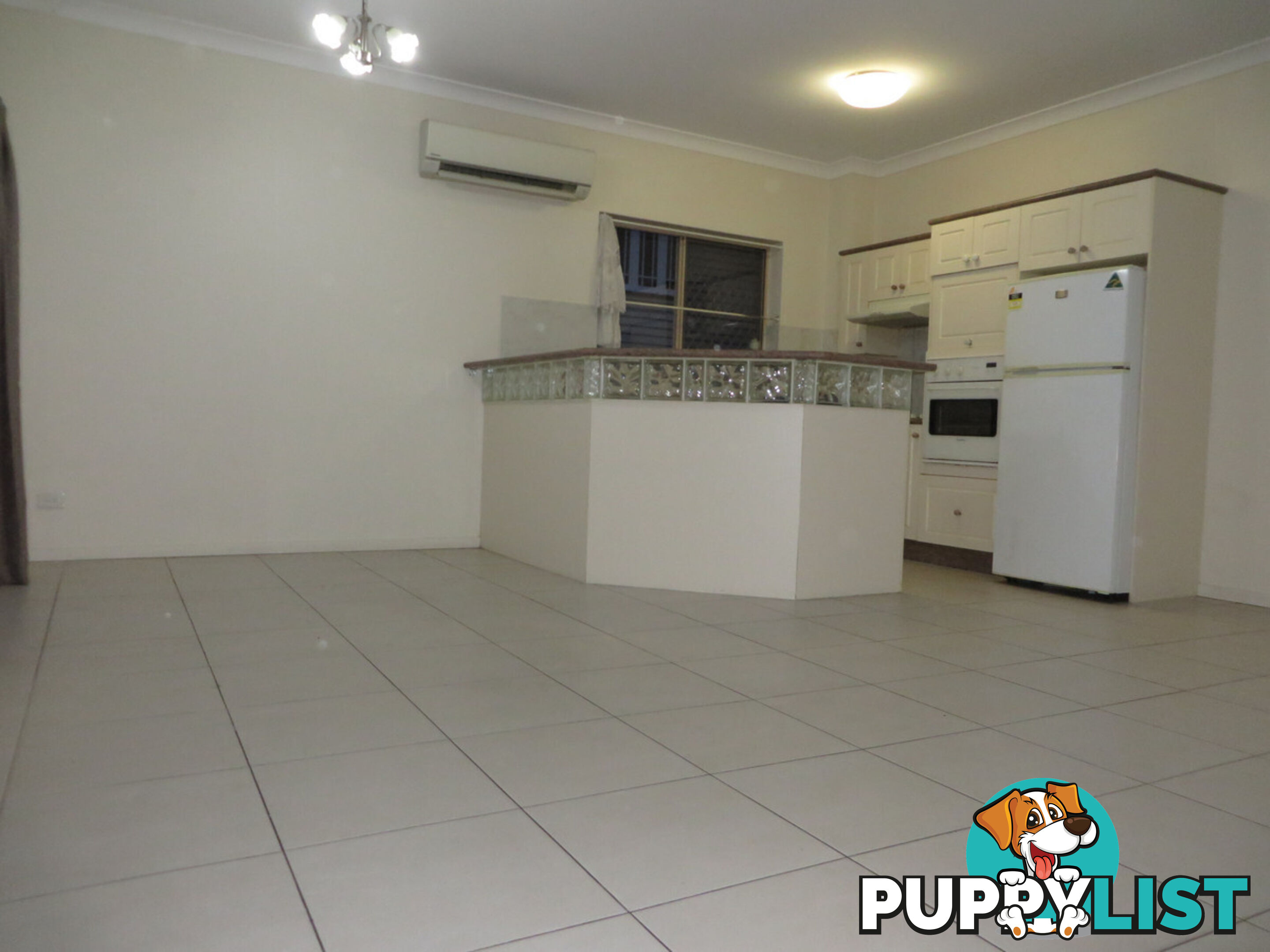 1 52 Crump Street Holland Park West QLD 4121