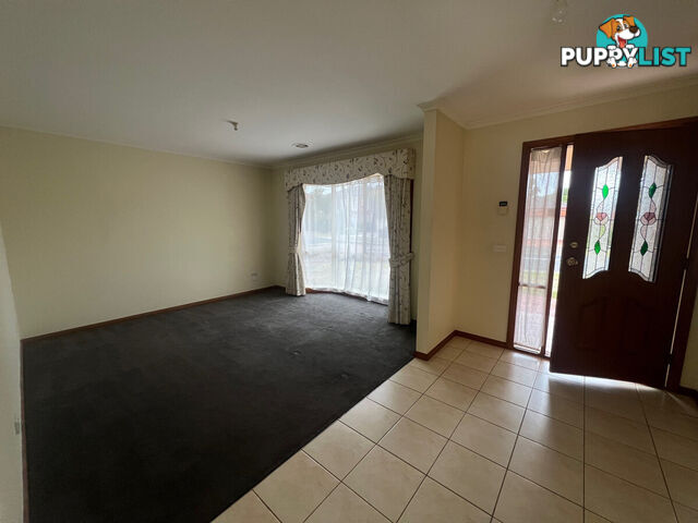32 Waratah Drive Altona Meadows VIC 3028