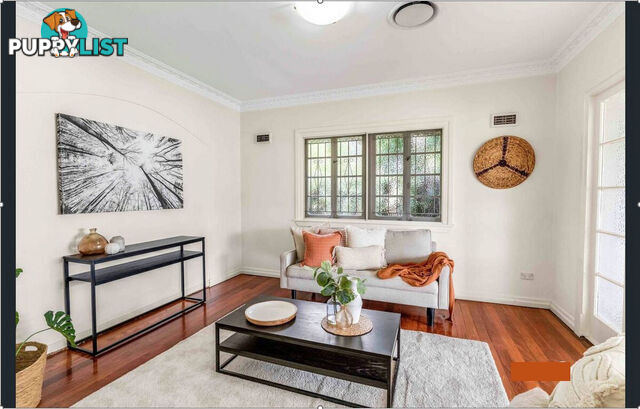 207 CHATSWORTH Road Coorparoo QLD 4151