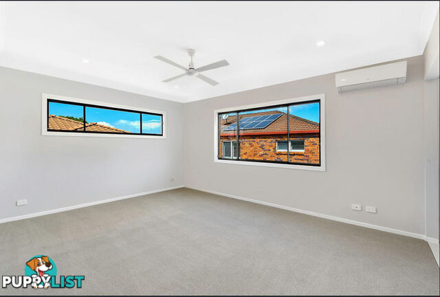 2 24 Abalone Avenue Paradise Point QLD 4216