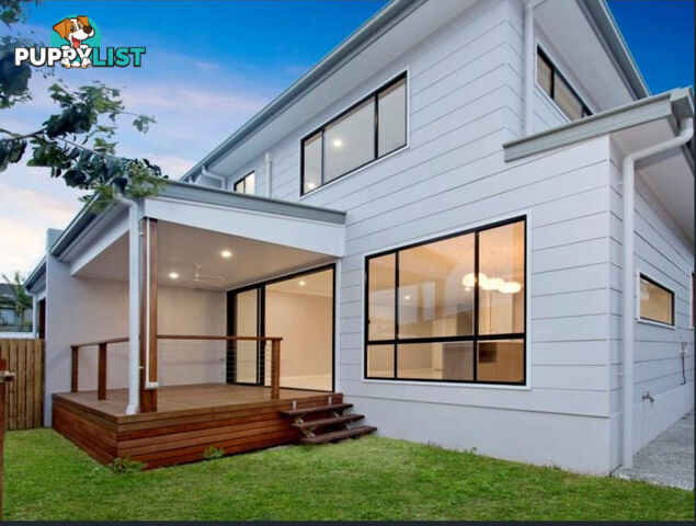 2 24 Abalone Avenue Paradise Point QLD 4216