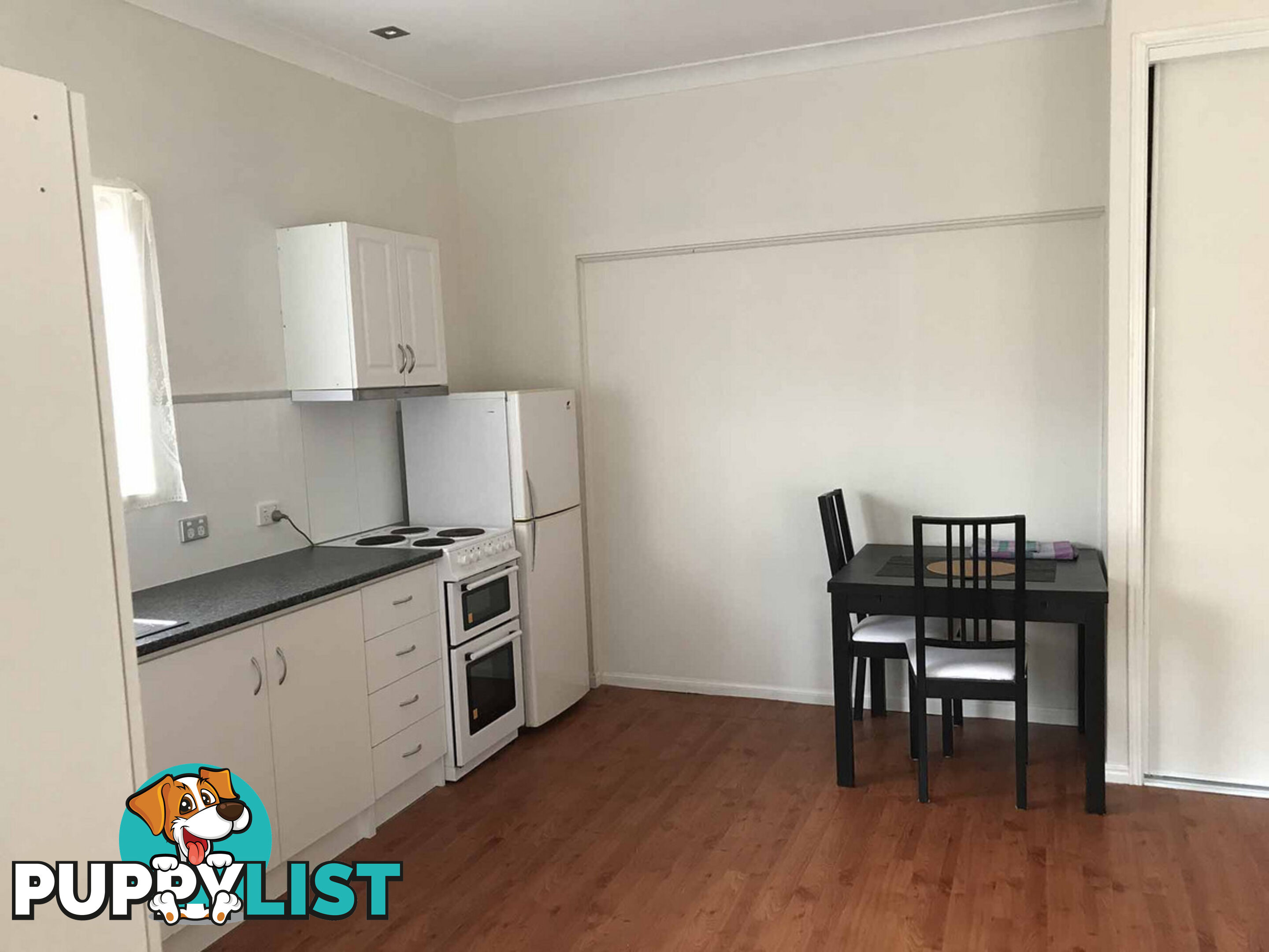 B 18 Suncrest Court Parkwood QLD 4214