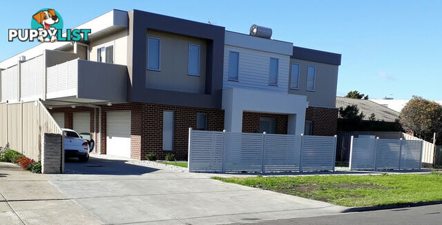 4 26 Albert Crescent St Albans VIC 3021