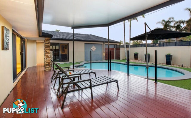 6 Monte Vista Court Broadbeach Waters QLD 4218