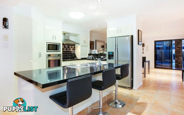 6 Monte Vista Court Broadbeach Waters QLD 4218