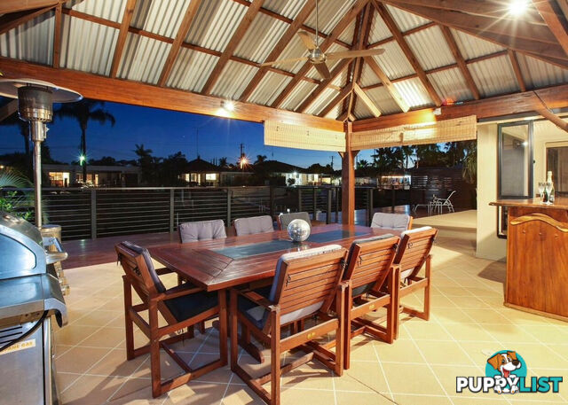 6 Monte Vista Court Broadbeach Waters QLD 4218